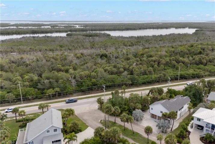 9214 Kincaid Ct, Sanibel, Florida 33957