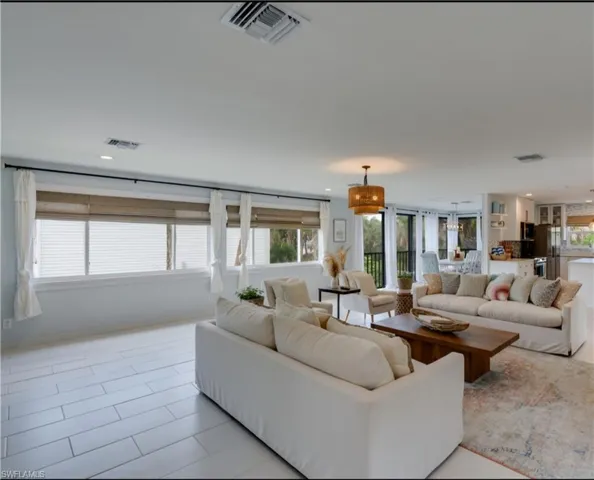 9214 Kincaid Ct, Sanibel, Florida 33957
