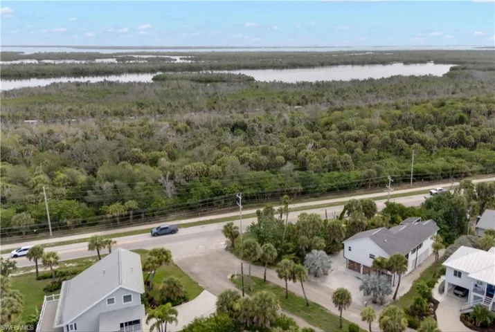 9214 Kincaid Ct, Sanibel, Florida 33957