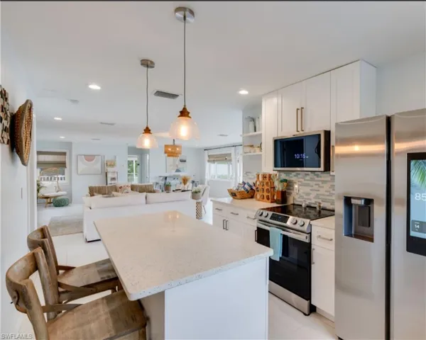 9214 Kincaid Ct, Sanibel, Florida 33957