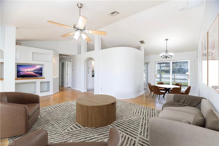 Virtually staged furniture