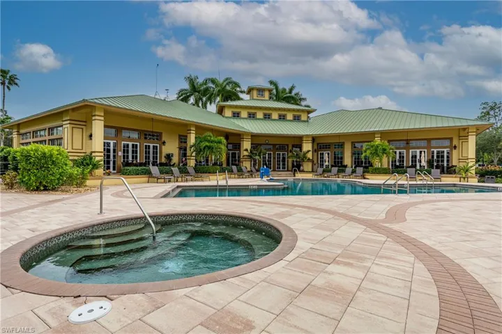Community Pool and Spa