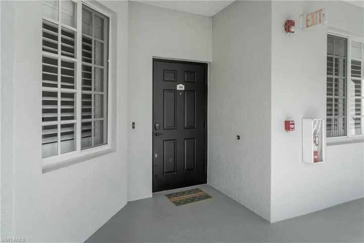 3990 Loblolly Bay Dr 302, Naples, Florida 34114