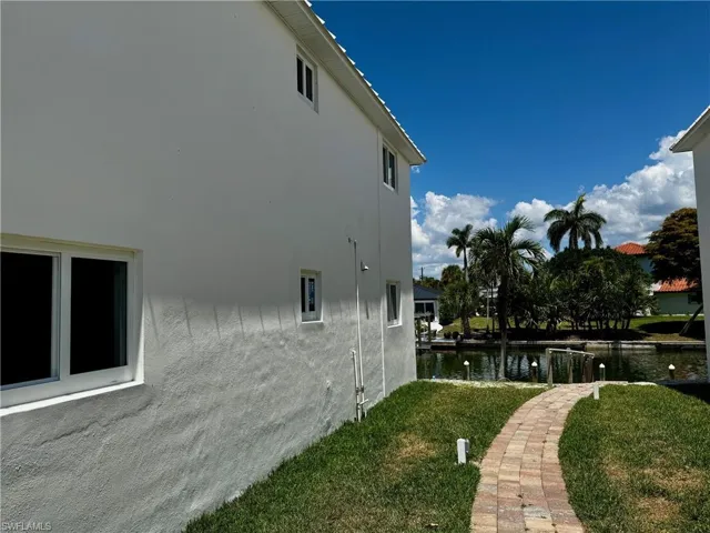805 E Gulf Dr B4, Sanibel, Florida 33957