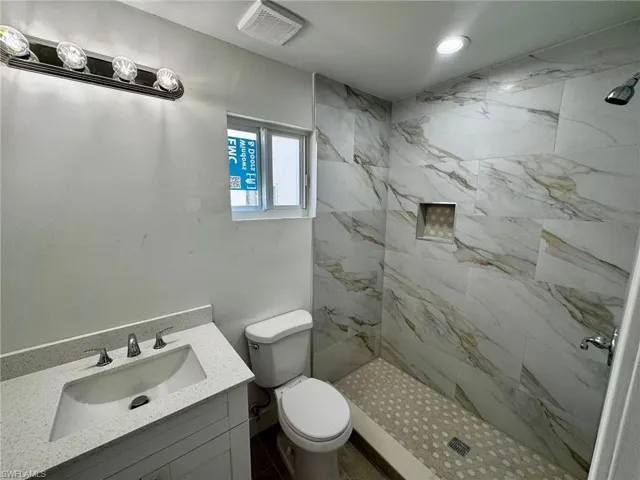 805 E Gulf Dr B4, Sanibel, Florida 33957