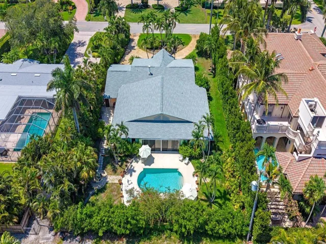 239 1st Ave S, Naples, Florida 34102