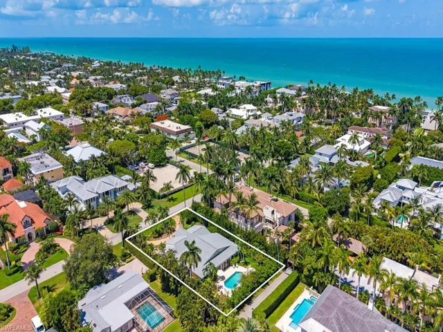 239 1st Ave S, Naples, Florida 34102