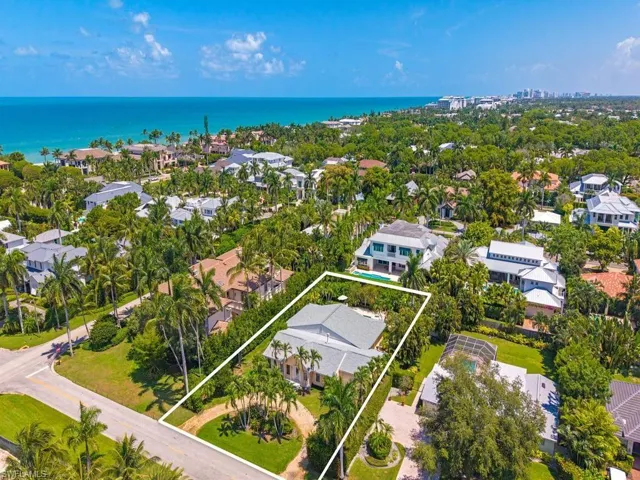 239 1st Ave S, Naples, Florida 34102