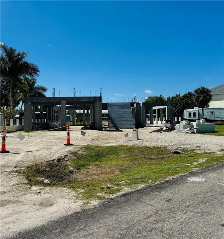 326 Shore Dr, Fort Myers, Florida 33905