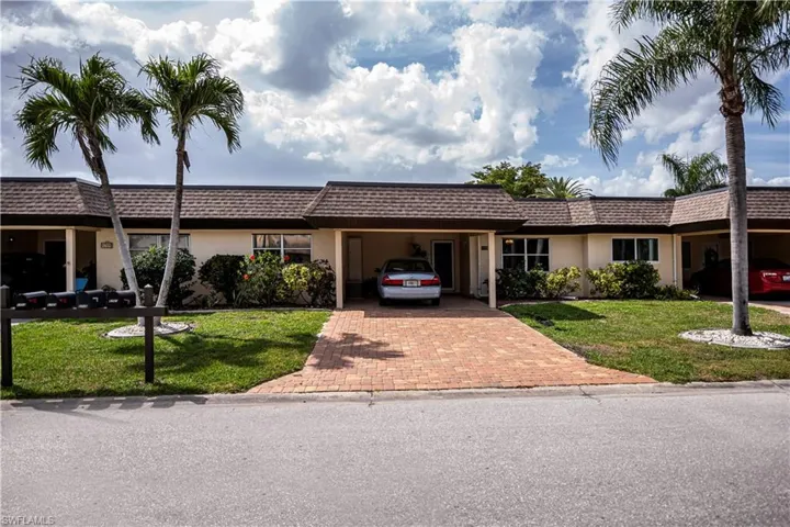 5705 Harbour Club Rd, Fort Myers, Florida 33919