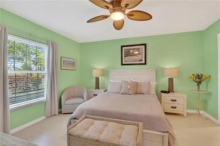 705 Augusta Blvd 705-4, Naples, Florida 34113