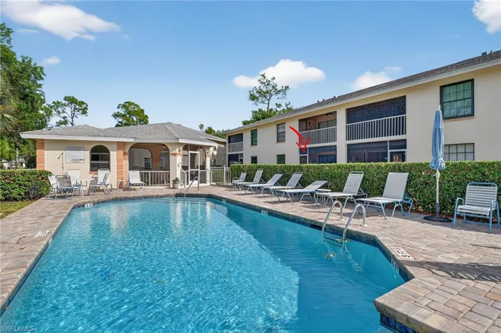 705 Augusta Blvd 705-4, Naples, Florida 34113
