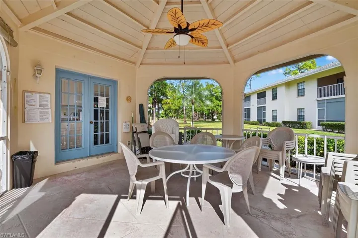 705 Augusta Blvd 705-4, Naples, Florida 34113