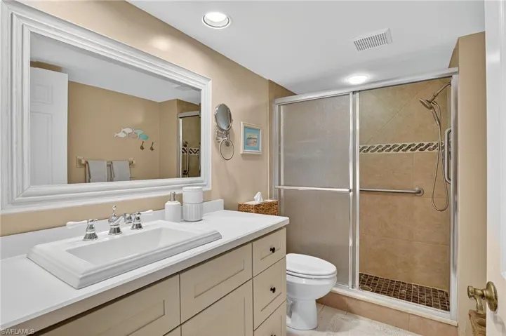 705 Augusta Blvd 705-4, Naples, Florida 34113