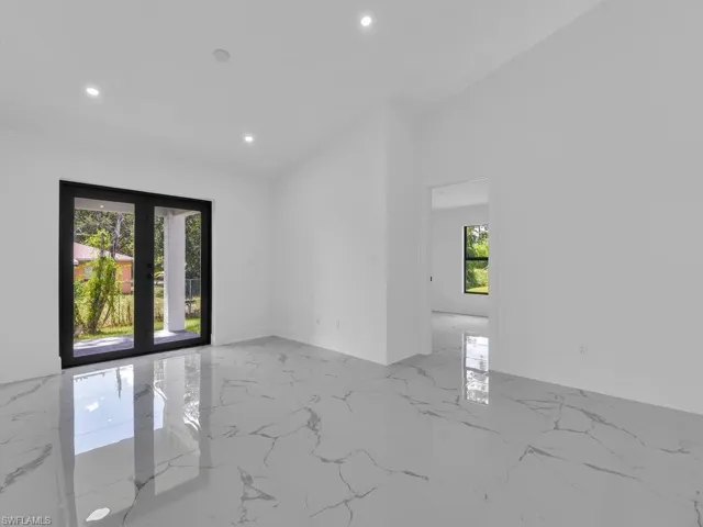 105/107 Meadow Rd, Lehigh Acres, Florida 33973