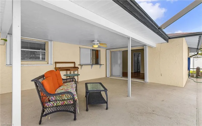 1117 Se 23rd St, Cape Coral, Florida 33990