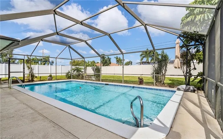 1117 Se 23rd St, Cape Coral, Florida 33990