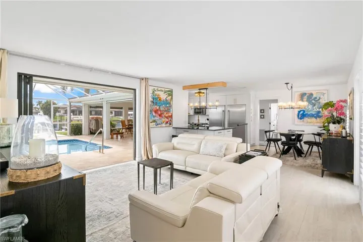 Living area with a sunroom