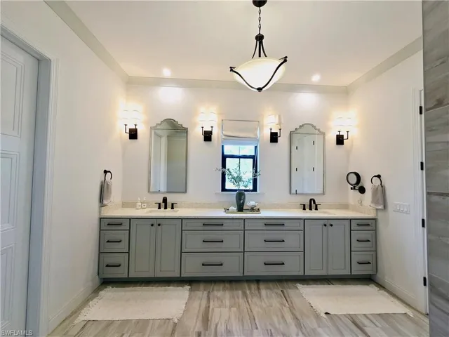 1311 KRISDALE AVELABELLE, FL 33935