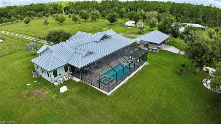 1311 KRISDALE AVELABELLE, FL 33935