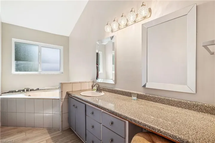 7611  Laurel Valley  RD, Fort Myers, FL 33967