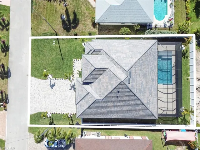 Bird's eye view of a pool