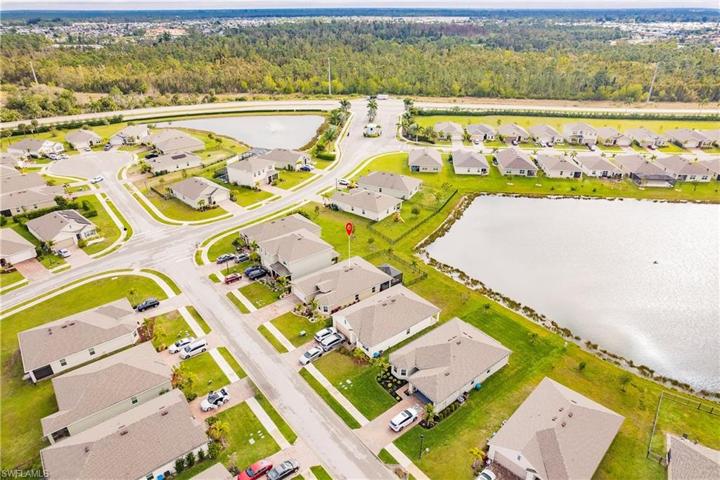 3203 Estancia LN, CAPE CORAL FL 33909