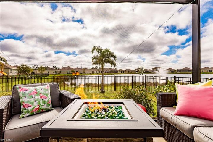 3203 Estancia LN, CAPE CORAL FL 33909