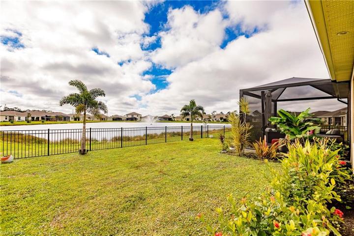 3203 Estancia LN, CAPE CORAL FL 33909
