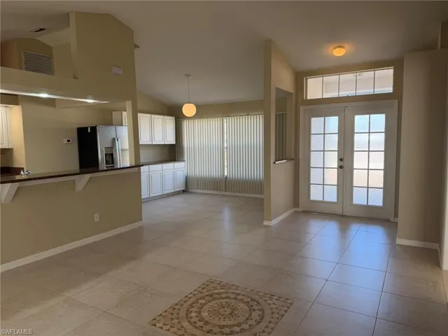 414 SE 7th  ST, Cape Coral, FL 33990