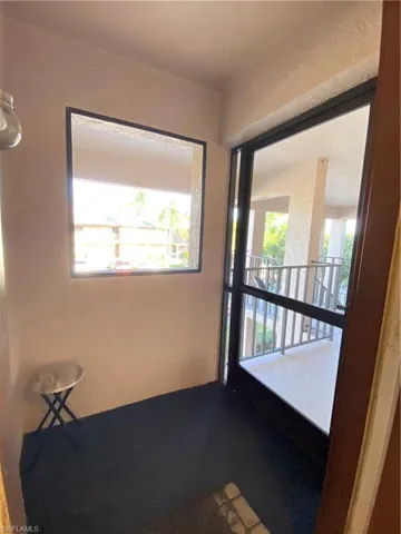 Screened Front Entry