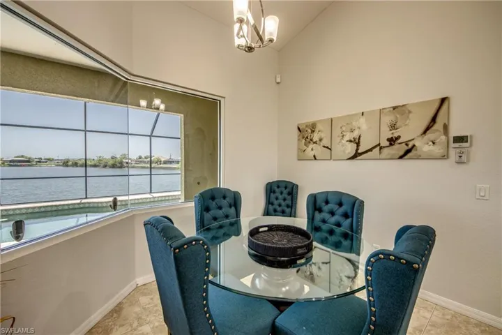 2319 Ne 19th St, Cape Coral, Florida 33909