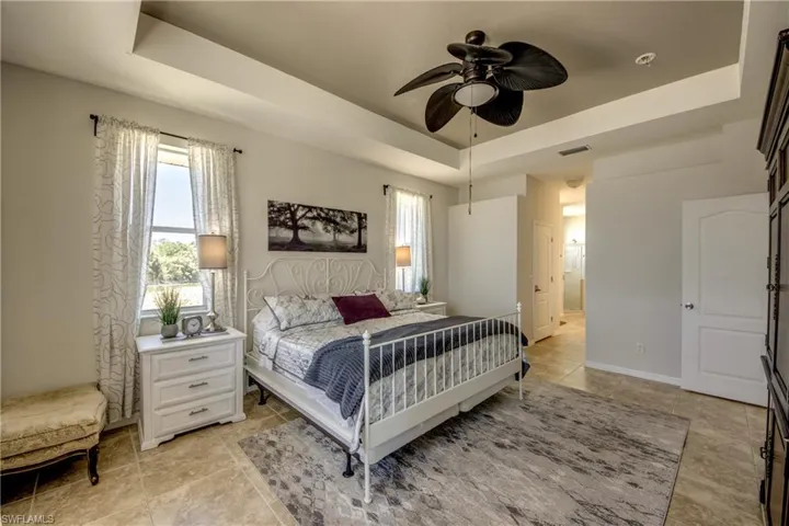 2319 Ne 19th St, Cape Coral, Florida 33909
