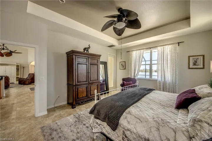 2319 Ne 19th St, Cape Coral, Florida 33909