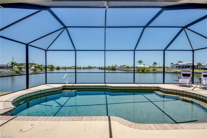 2319 Ne 19th St, Cape Coral, Florida 33909