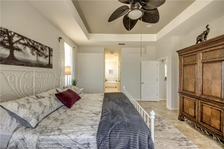 2319 Ne 19th St, Cape Coral, Florida 33909