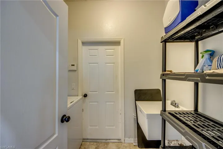 2319 Ne 19th St, Cape Coral, Florida 33909