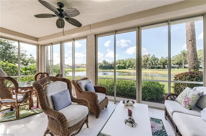 2070  Aberdeen  LN, Naples, FL 34109