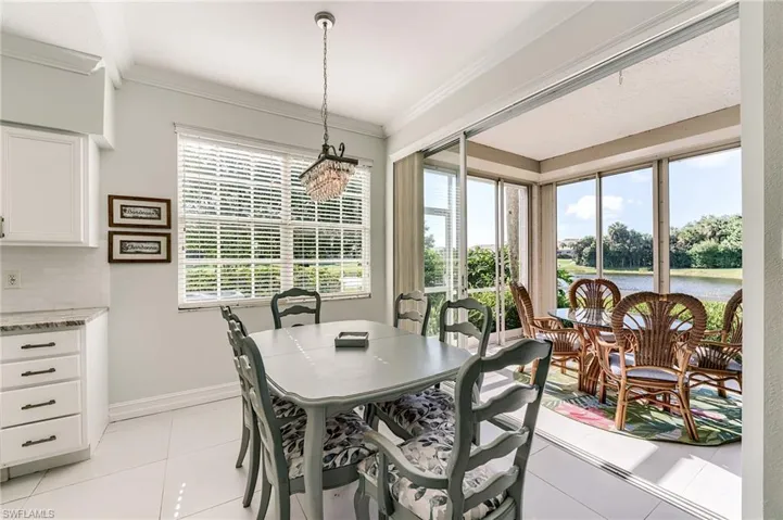 2070 Aberdeen Ln 101, Naples, Florida 34109