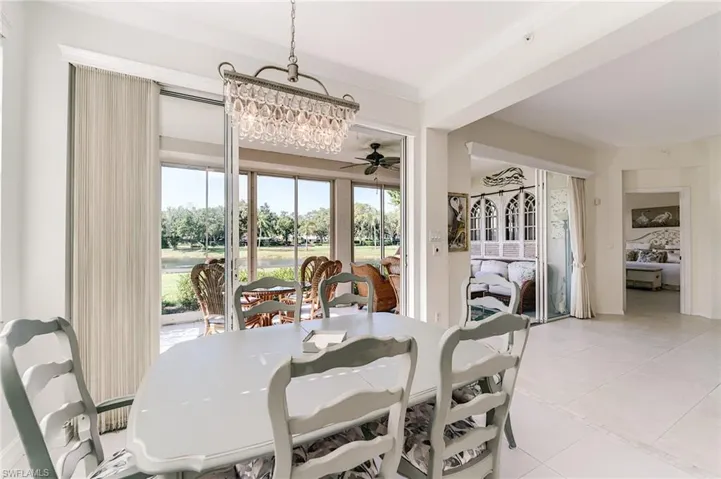 2070 Aberdeen Ln 101, Naples, Florida 34109