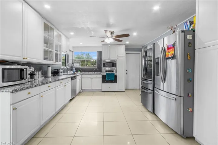 18  Illinois  RD, Lehigh Acres, FL 33936