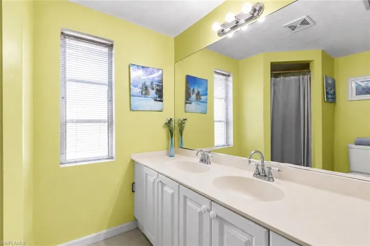 18  Illinois  RD, Lehigh Acres, FL 33936