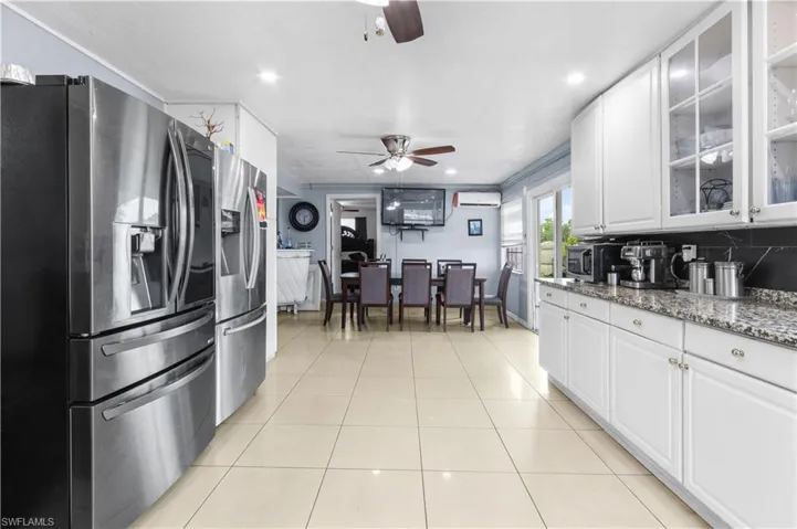 18  Illinois  RD, Lehigh Acres, FL 33936