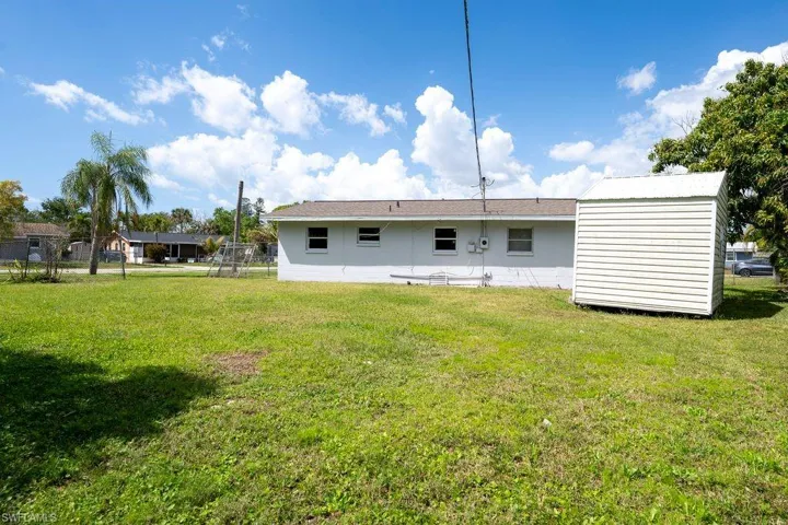 4631  New Haven  DR, Fort Myers, FL 33908