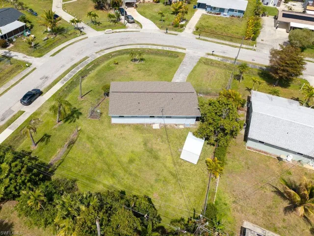 4631  New Haven  DR, Fort Myers, FL 33908