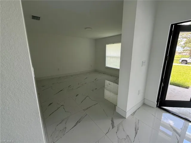 3804 10th St Sw, Lehigh Acres, Florida 33976
