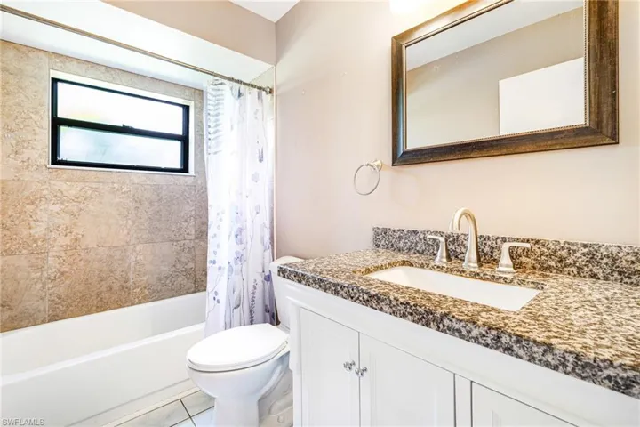 5033 Sw 22nd Pl, Cape Coral, Florida 33914
