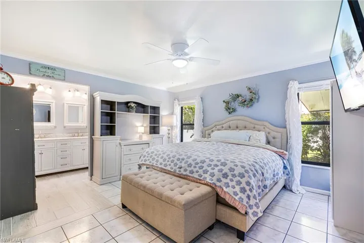 5033 Sw 22nd Pl, Cape Coral, Florida 33914