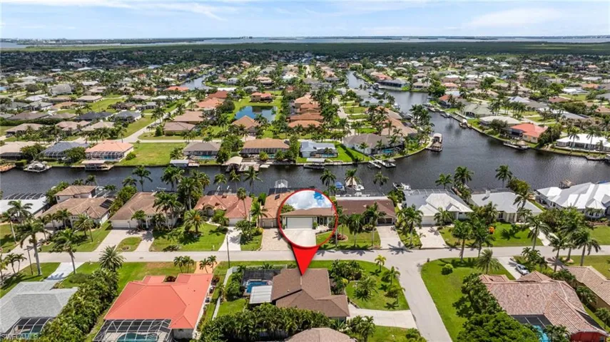 5033 Sw 22nd Pl, Cape Coral, Florida 33914
