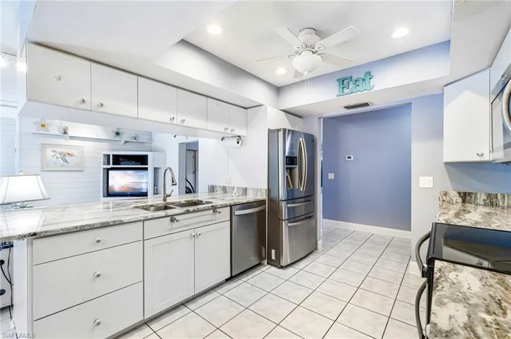 5033 Sw 22nd Pl, Cape Coral, Florida 33914